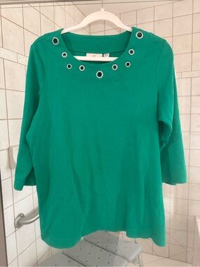 Quacker Factory Teal Green Scoop Neck Top with Grommet Detail
